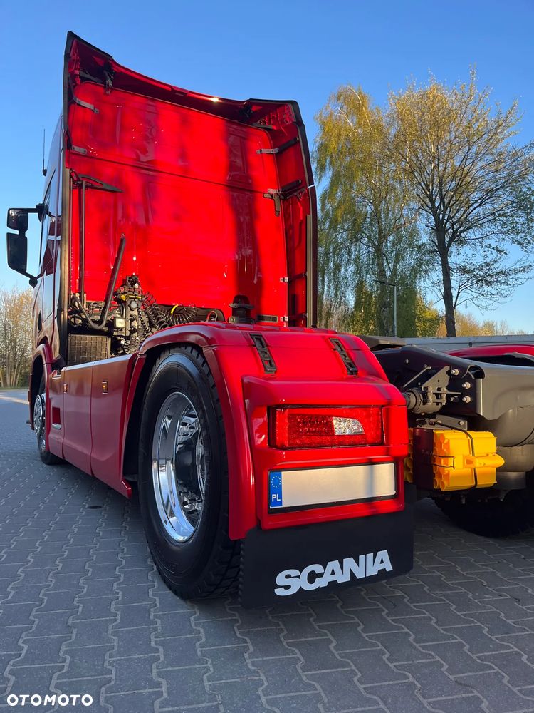 Scania R450//BOGATA WERSJA//RETARDER//KLIMA//NAWIGACJA//RADAR//FULL LED//HYDRAULIKA//PRZÓD/TYŁ NA PODUSZKACH - 10