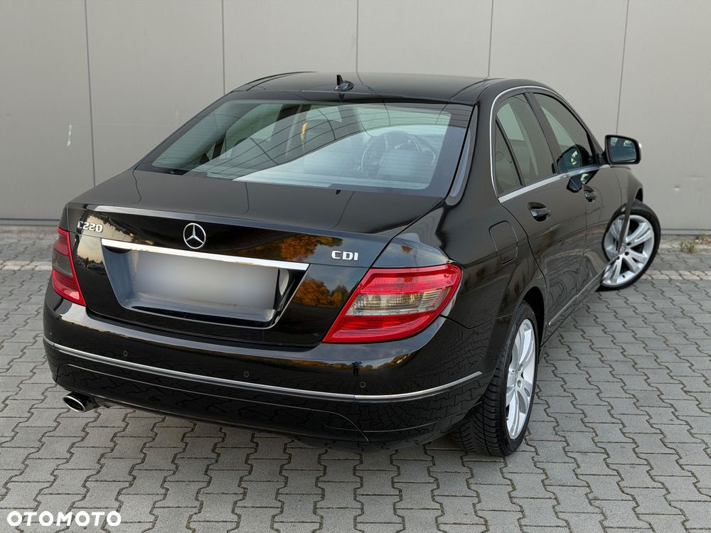 Mercedes-Benz Klasa C 220 CDI DPF Automatik Avantgarde - 24