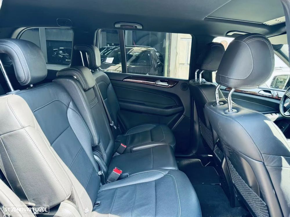 Mercedes-Benz GLS 350 d 4-Matic - 11