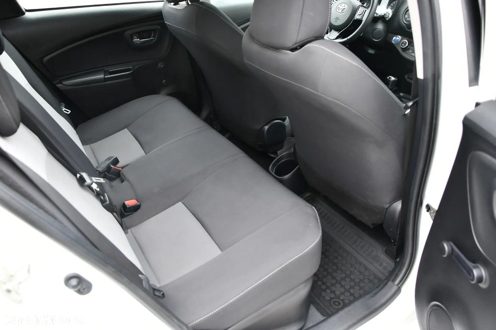 Toyota Yaris Hybrid 100 Premium EU6 - 29