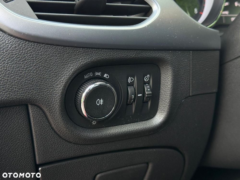 Opel Astra 1.4 Turbo Start/Stop Automatik Dynamic - 17