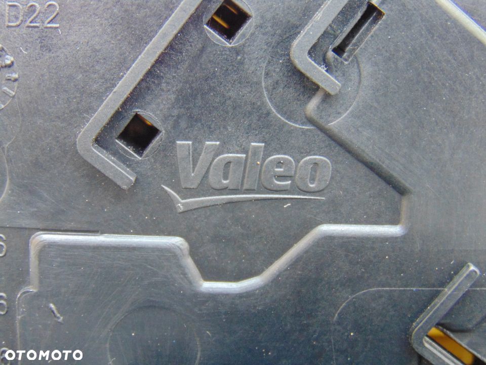 Oryginalny zamek 6 PIN przedni przód prawy 24094158 Peugeot 207 Europa 06-09r - 10