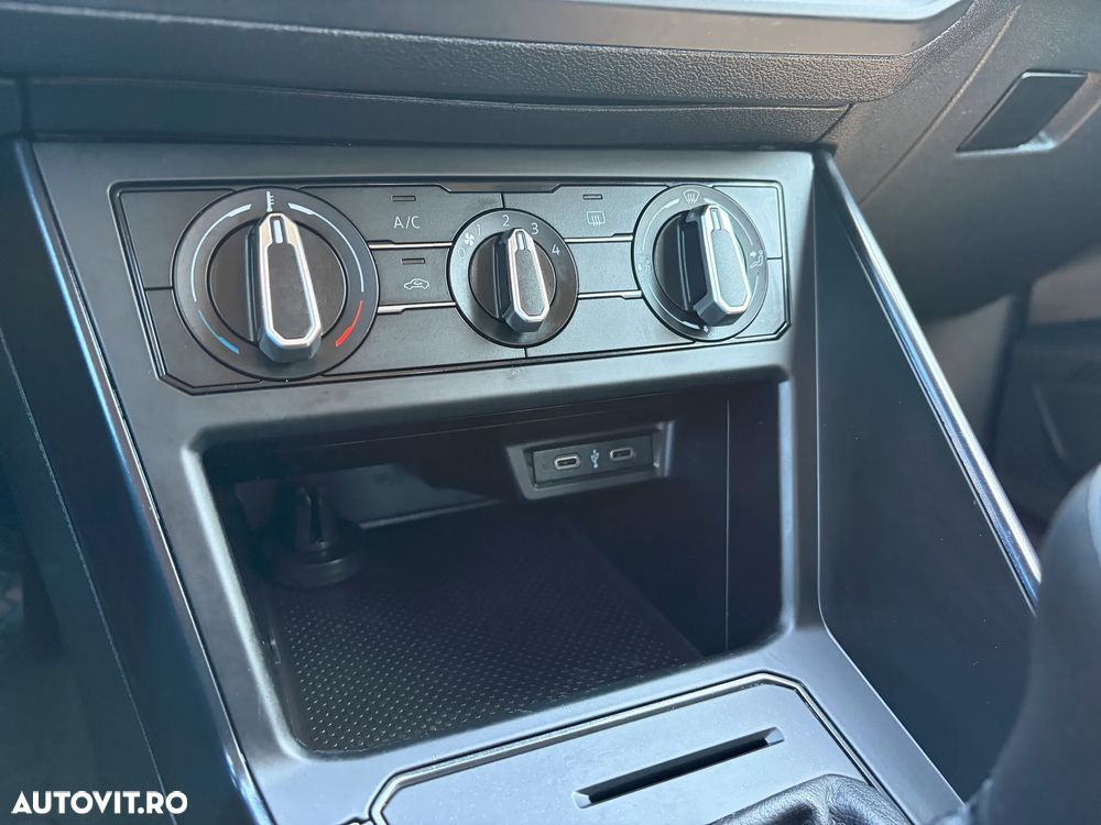 Volkswagen Polo 1.0 Trendline - 23