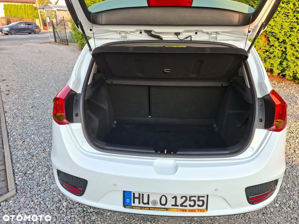 Kia Ceed 1.4 CVVT Dream Team Edition - 24