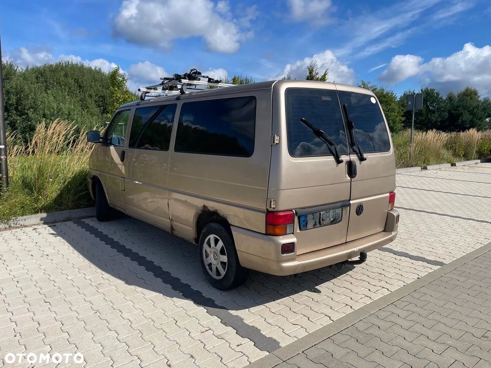 Volkswagen Caravelle - 5