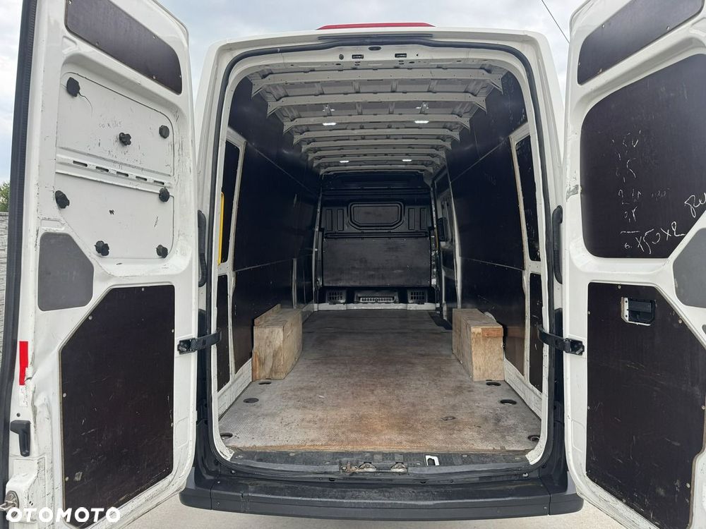 Volkswagen Crafter - 15