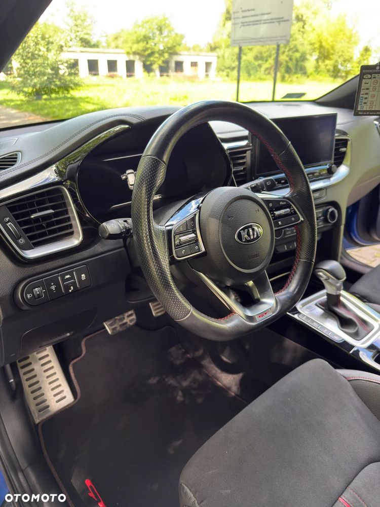 Kia Ceed 1.6 T-GDI GT DCT - 20