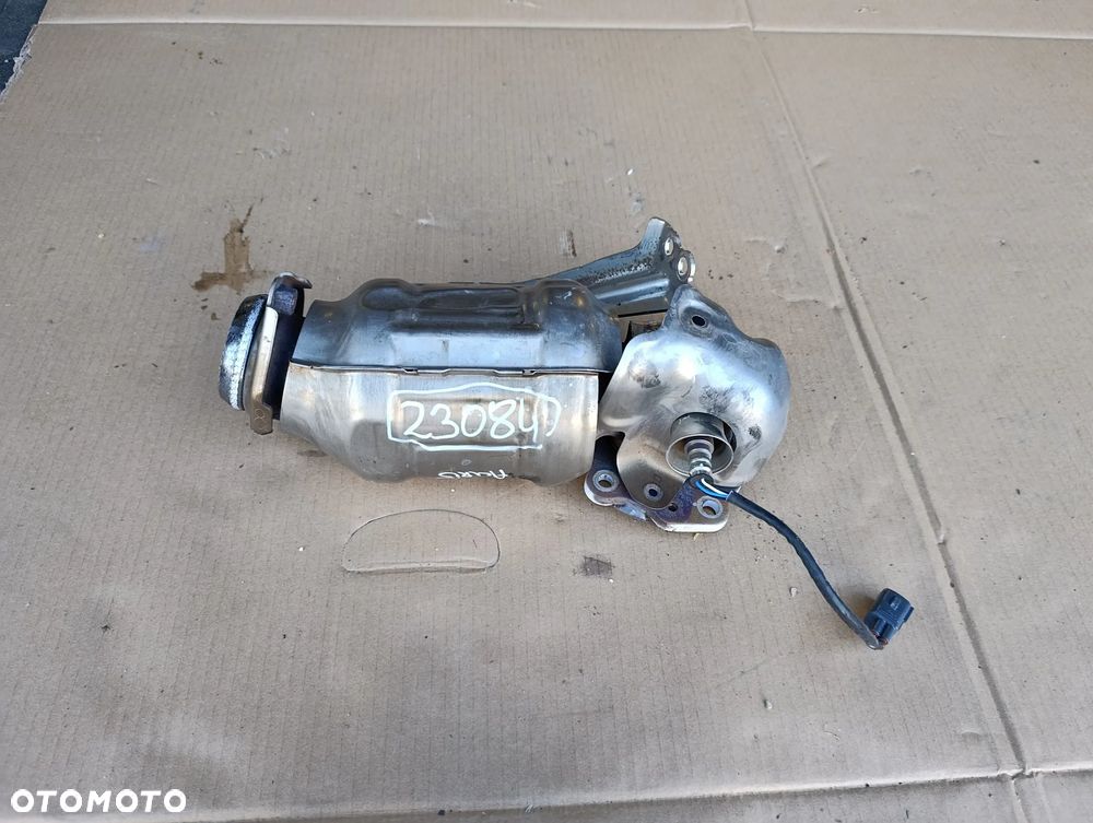 TOYOTA AURIS II 2 1.2 B KATALIZATOR 25051-47150 - 1