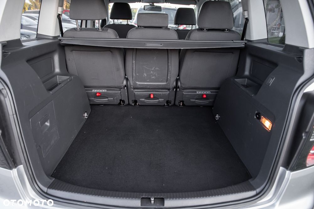 Volkswagen Touran 1.9 TDI United - 26