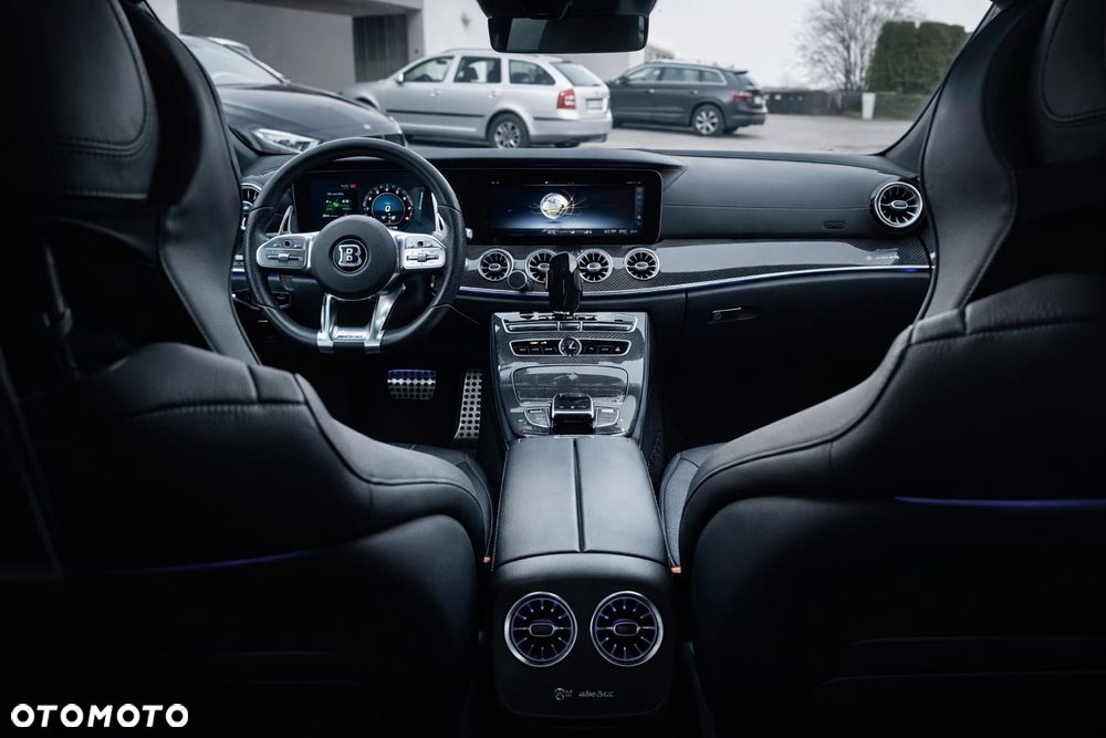 Mercedes-Benz CLS - 22