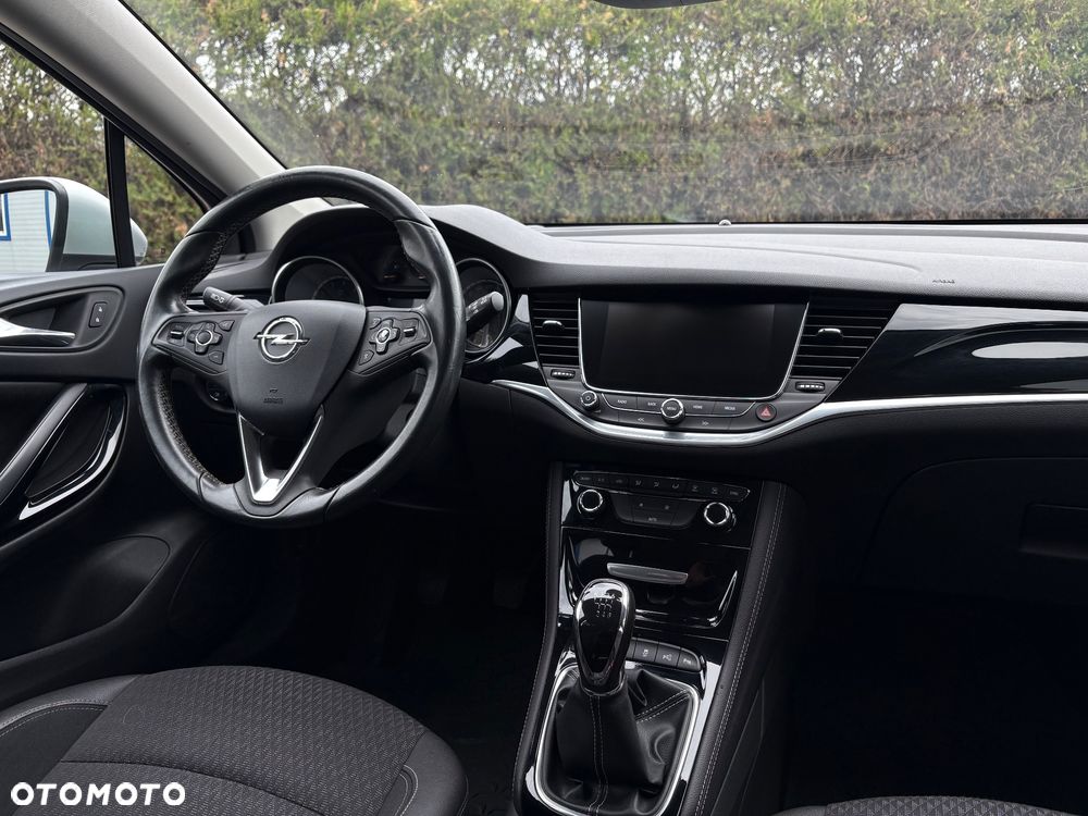 Opel Astra - 19