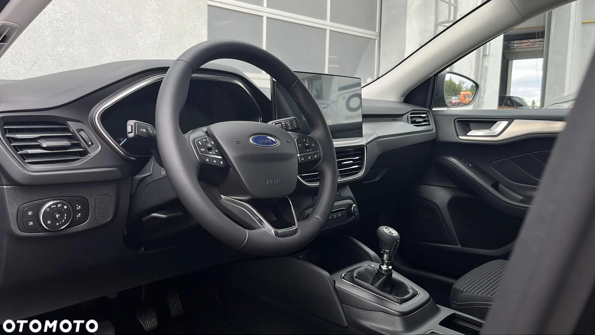 Ford Focus 1.0 EcoBoost mHEV Titanium - 11