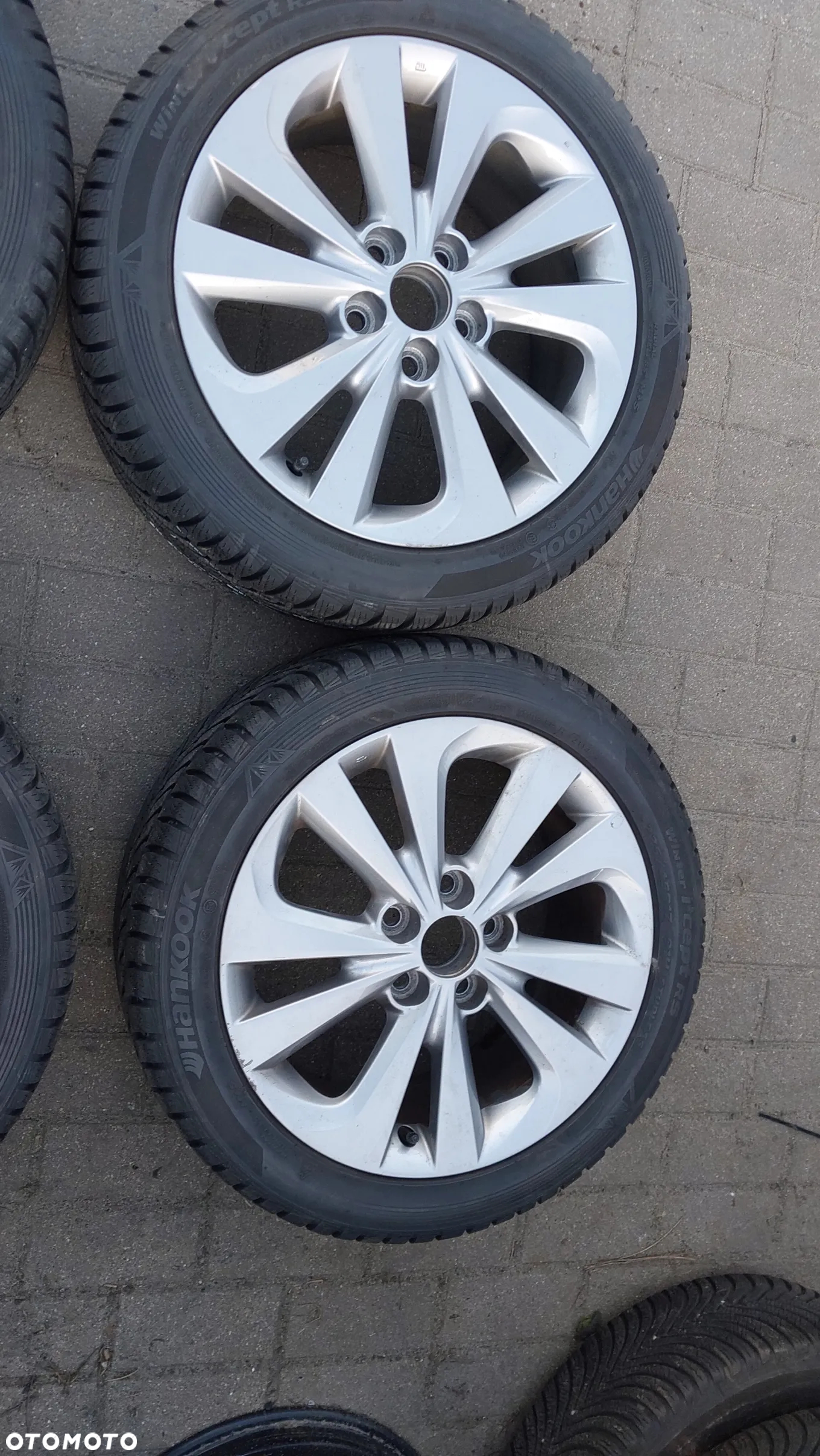 Komplet kol zimowych toyota auris corolla avensis 5x114,3 et50 7x17 opony 225/45r17 - 3