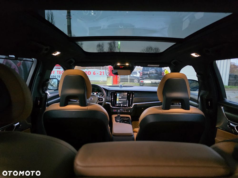 Volvo V90 Cross Country D5 SCR AWD Ocean Race - 6