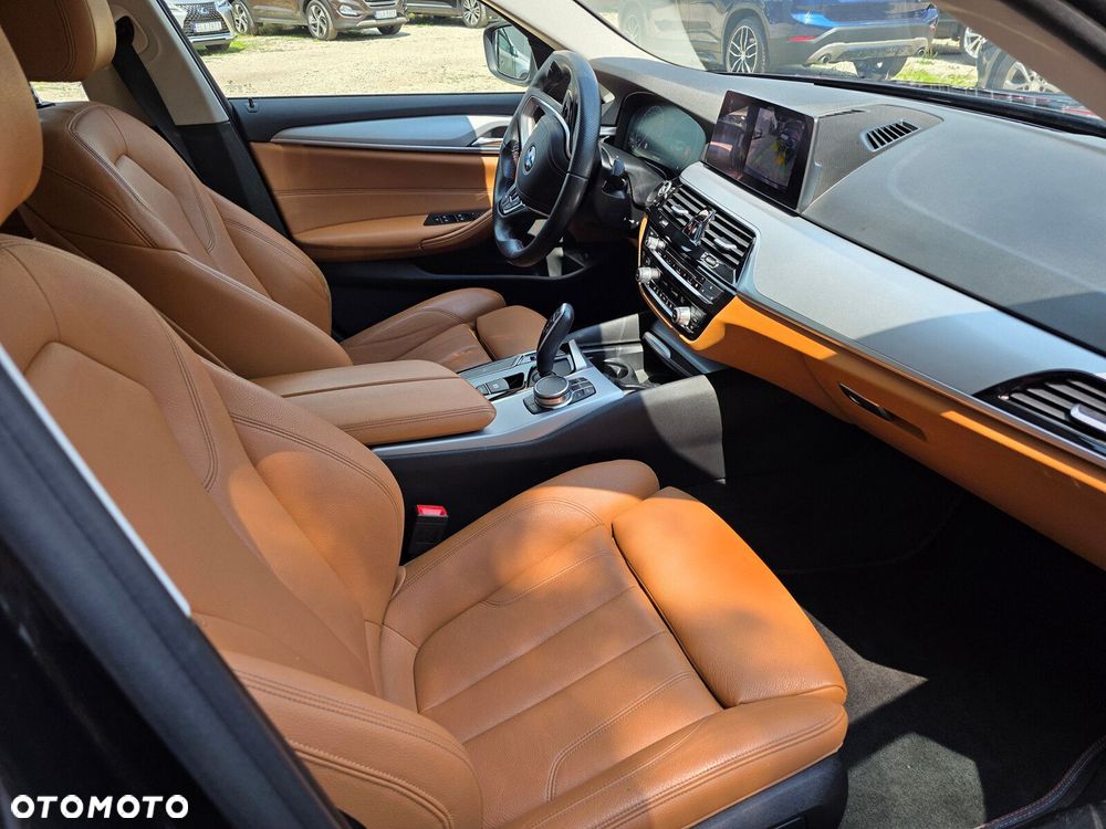 BMW Seria 5 - 12