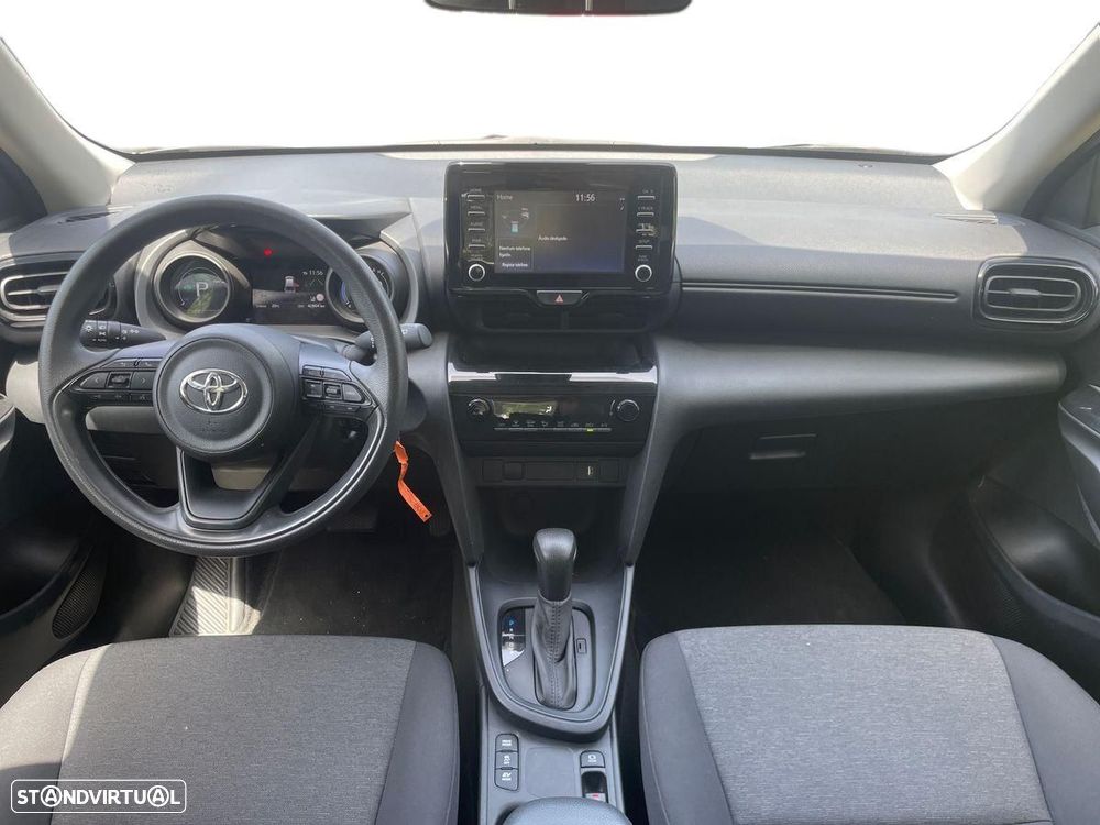 Toyota Yaris Cross 1.5 HDF Comfort - 9