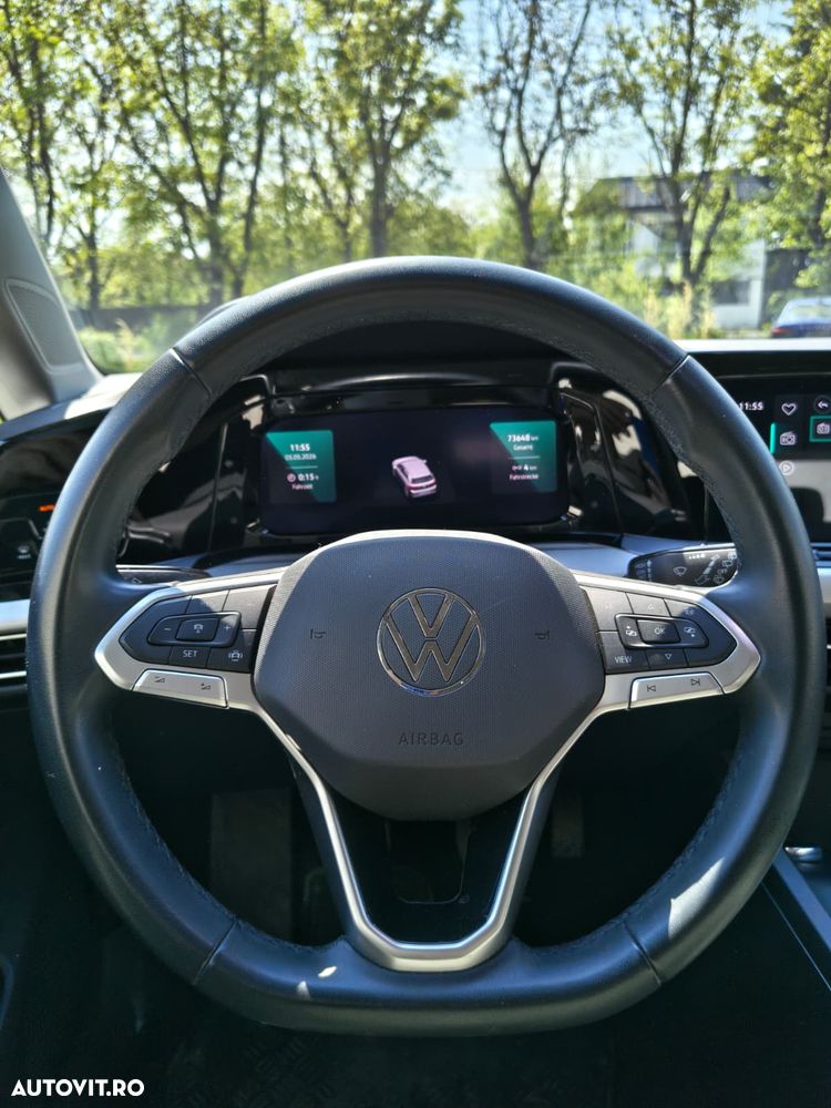 Volkswagen Golf - 11