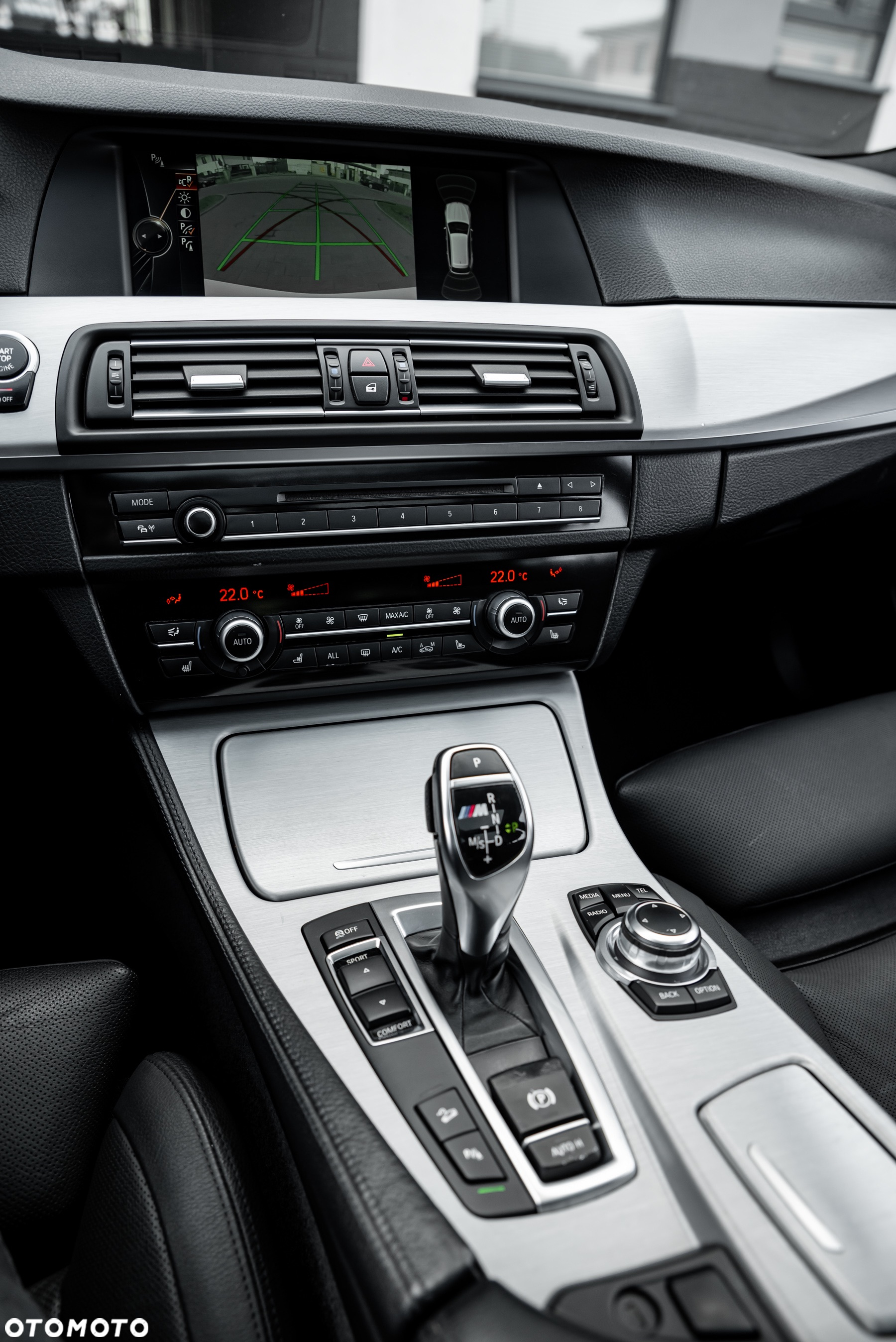 BMW Seria 5 M550d xDrive Touring Sport-Aut - 39