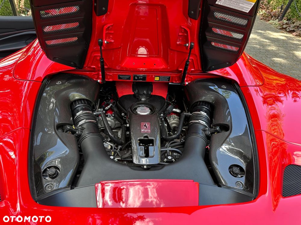 Ferrari F8 Spider Standard - 21