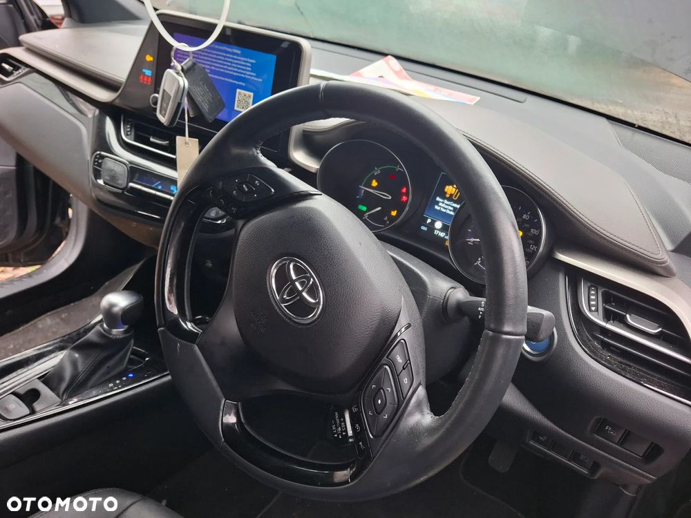 Toyota C-HR 2.0 PHEV Dynamic Force Executive Premiere Edition - 9