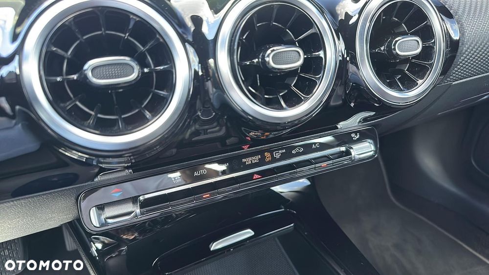 Mercedes-Benz Klasa A 180 d 8G-DCT - 26