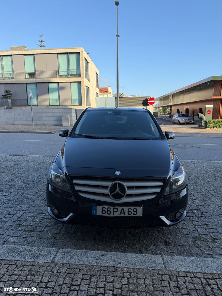 Mercedes-Benz B 180 CDI (BlueEFFICIENCY) - 2