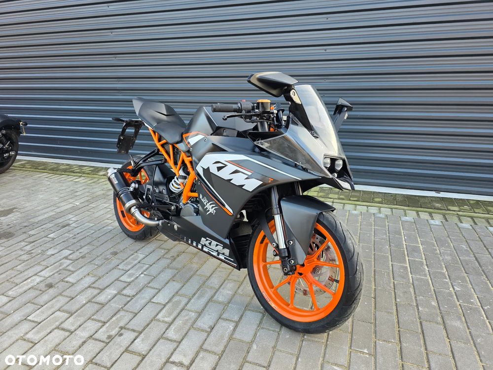 KTM RC 125 - 4
