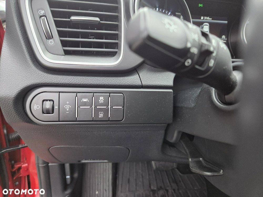 Kia Ceed 1.5 T-GDI M DCT - 14