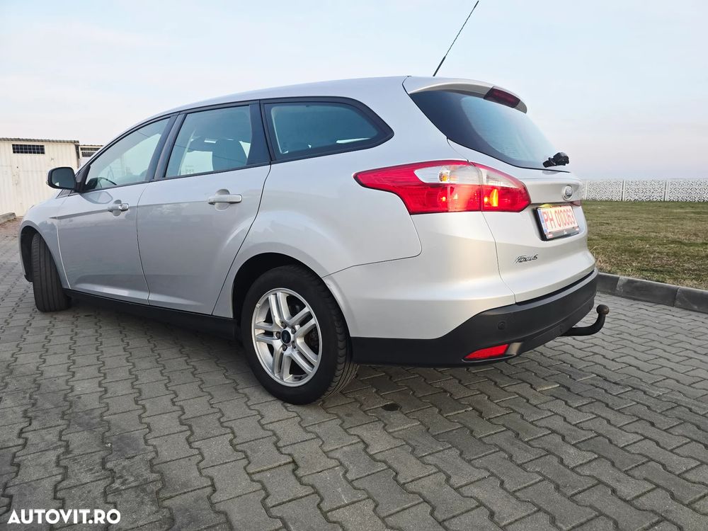 Ford Focus 1.6 TDCI DPF Trend - 3