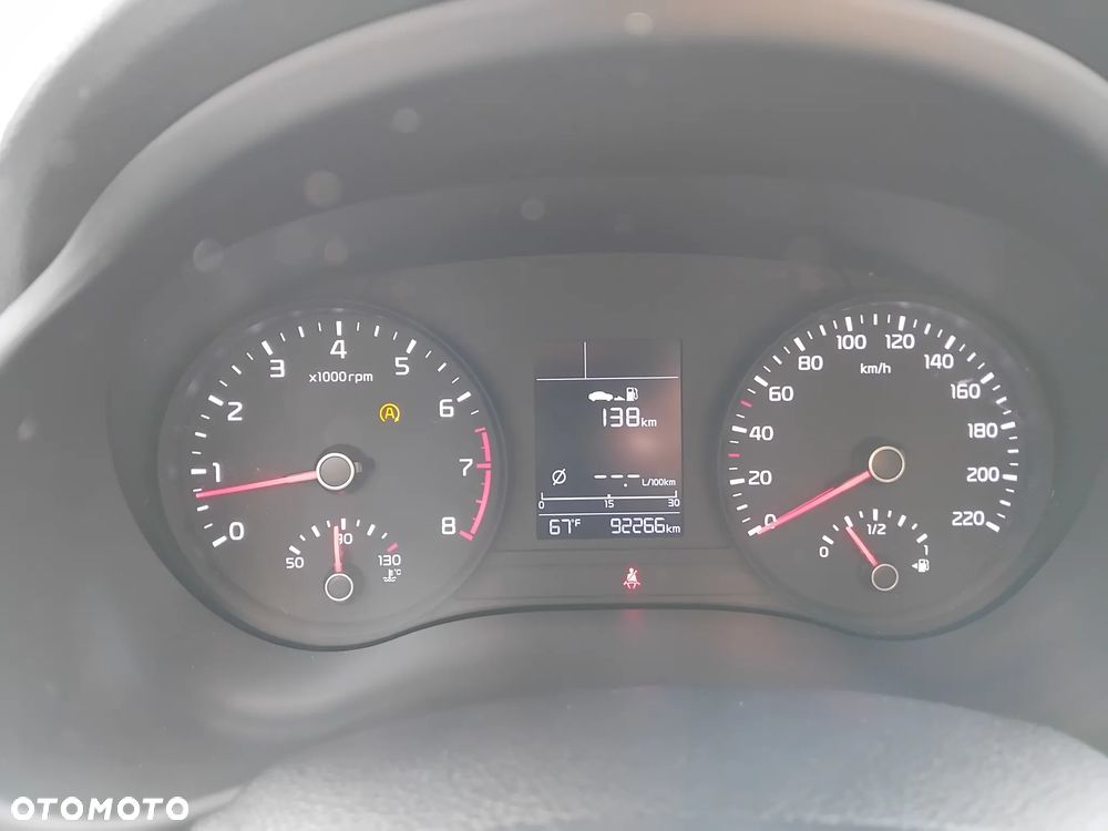 Kia Rio 1.2 M - 11
