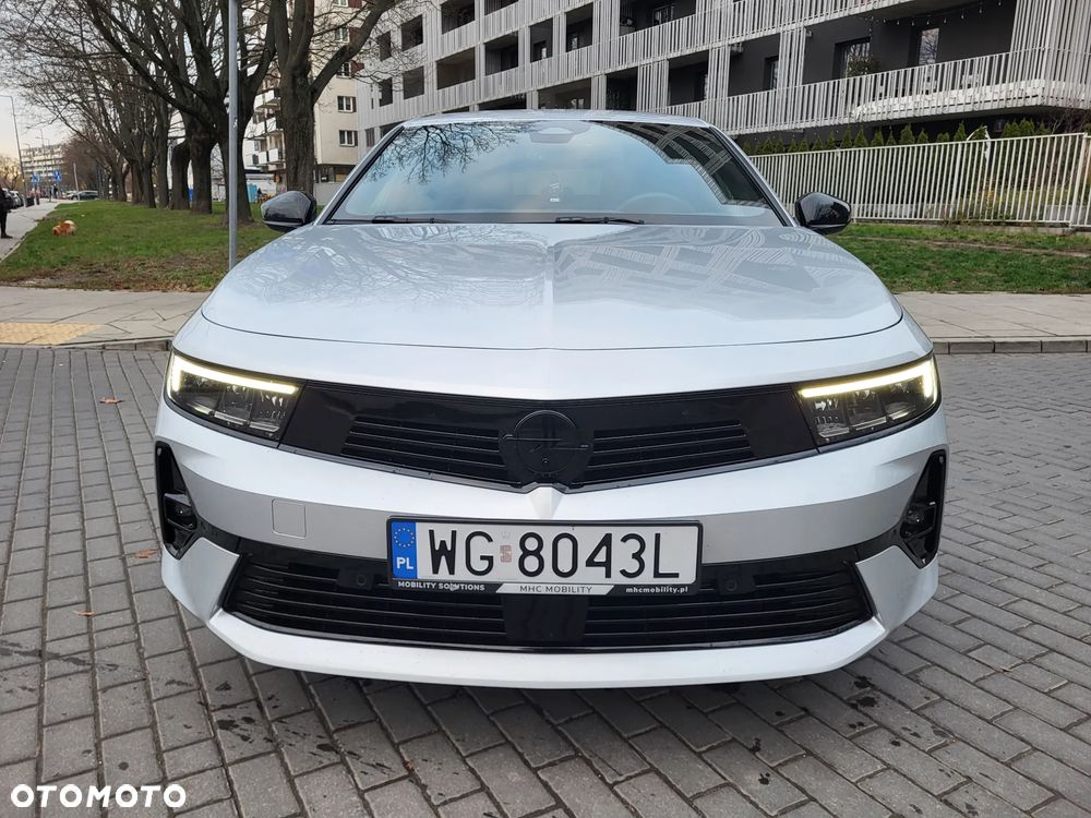 Opel Astra VI Sports Tourer 22 - 2