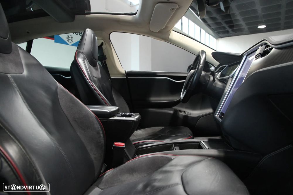 Tesla Model S 85 - 7