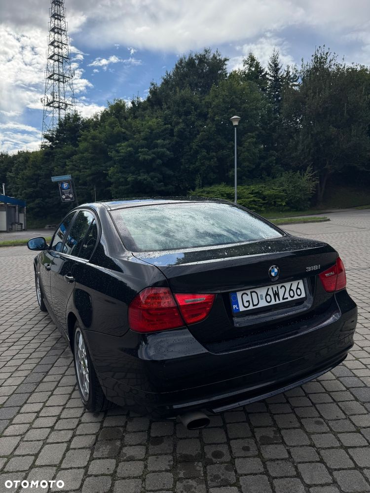 BMW Seria 3 318i - 2