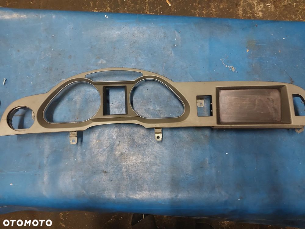 Audi A6 C6 S6 MMI Becker ramka zegarów wyświetlacza panelu środkowego - 5