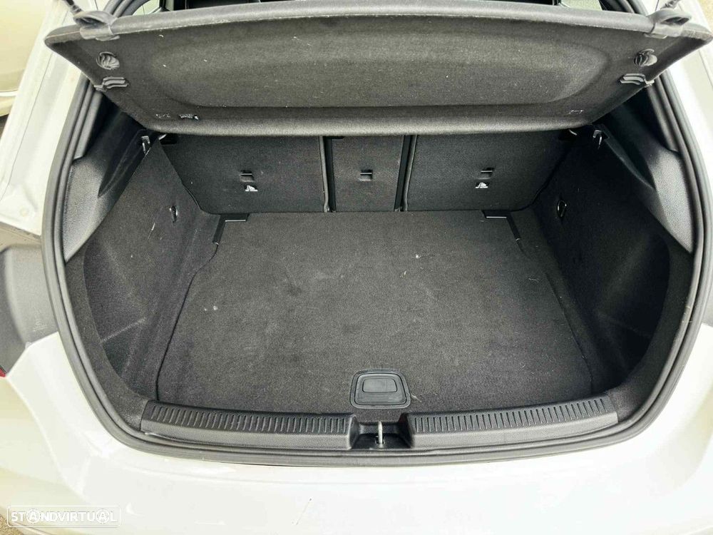 Mercedes-Benz A 180 d AMG Line Aut. - 25