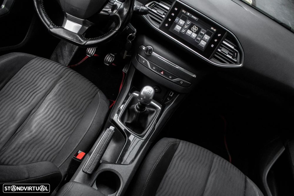 Peugeot 308 SW 1.6 BlueHDi Style - 27