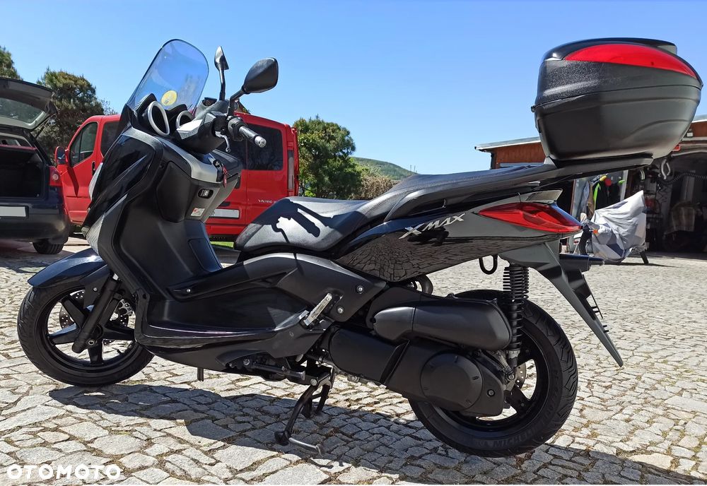 Yamaha X-max - 3