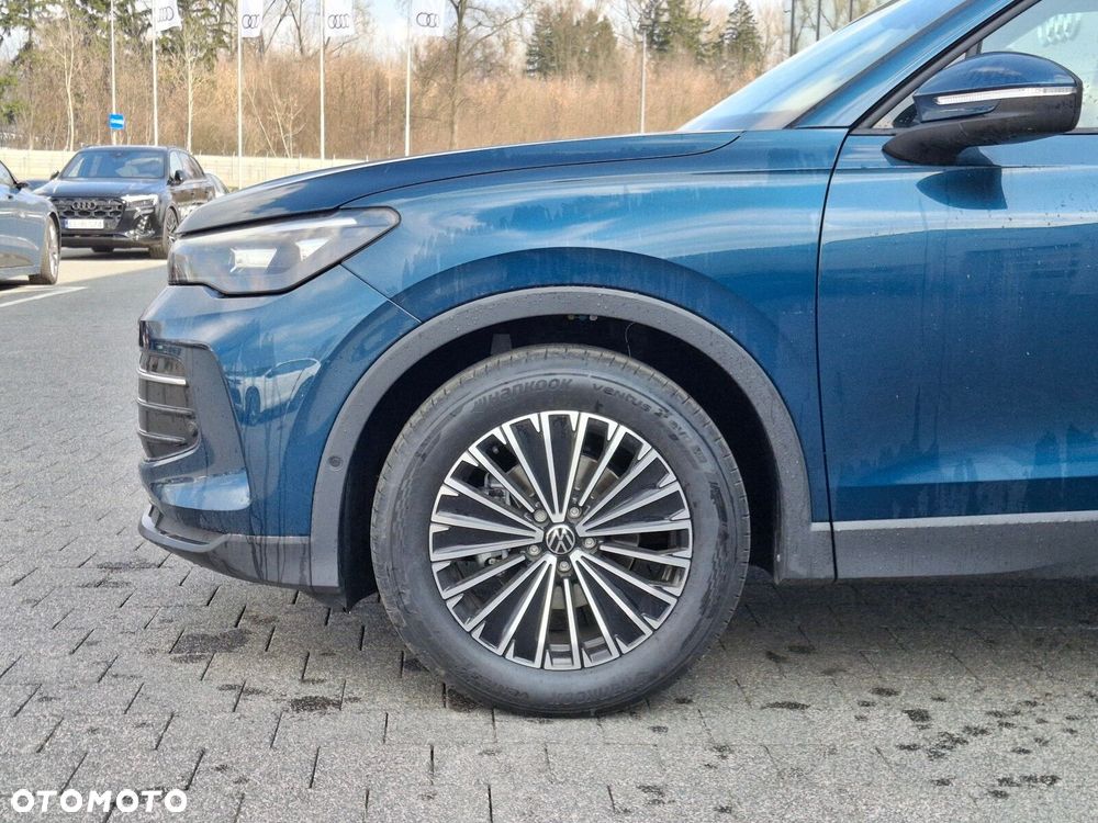 Volkswagen Tiguan - 4