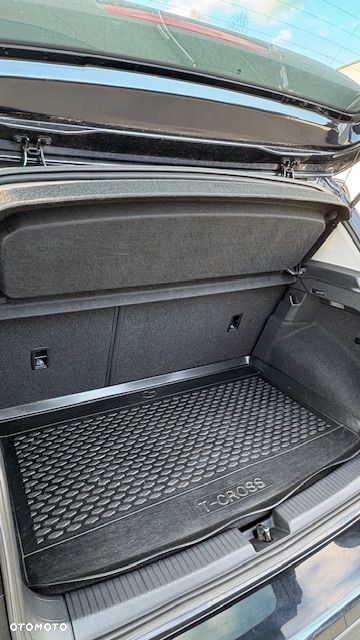Volkswagen T-Cross 1.0 TSI Life DSG - 11
