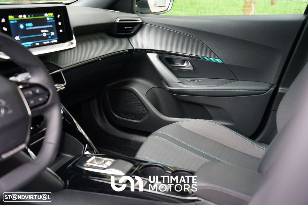 Peugeot e-2008 50 kWh Allure - 19