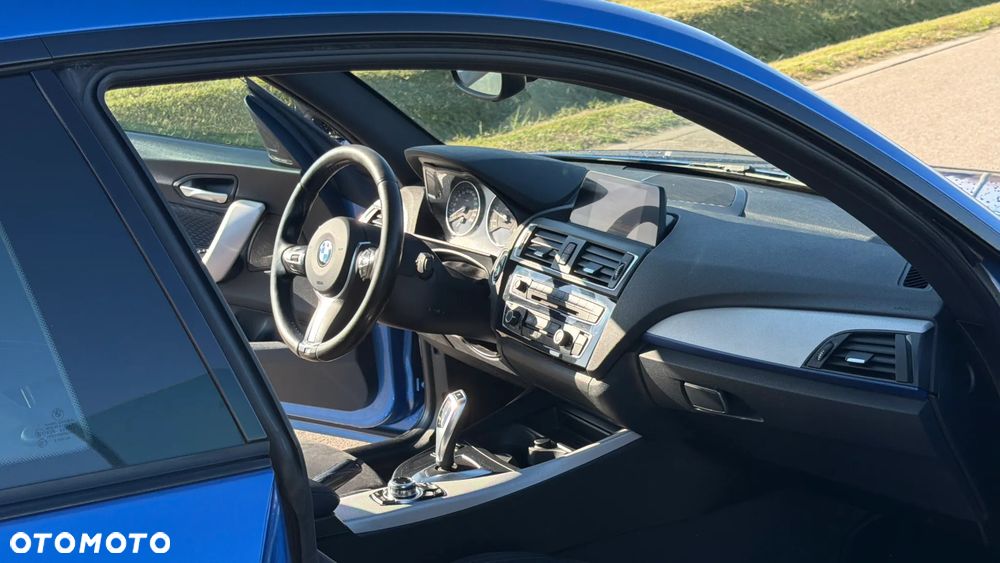 BMW Seria 2 218d M Sport - 8