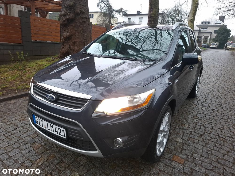 Ford Kuga 2.5 4x4 Titanium - 12