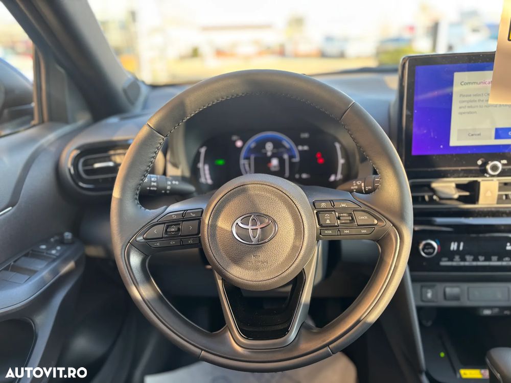 Toyota Yaris Cross 1.5 VVT-i HSD 4x2 Dynamic - 17