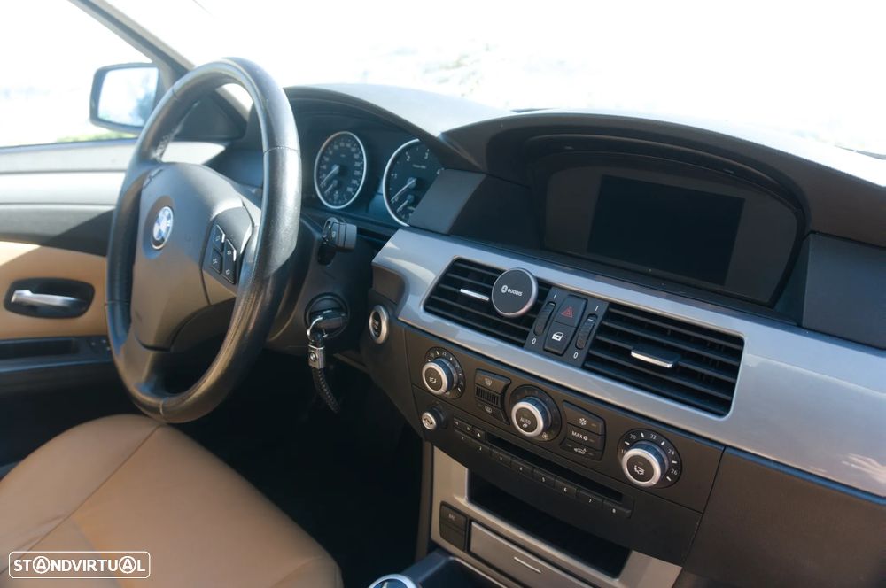 BMW 520 d Touring - 19