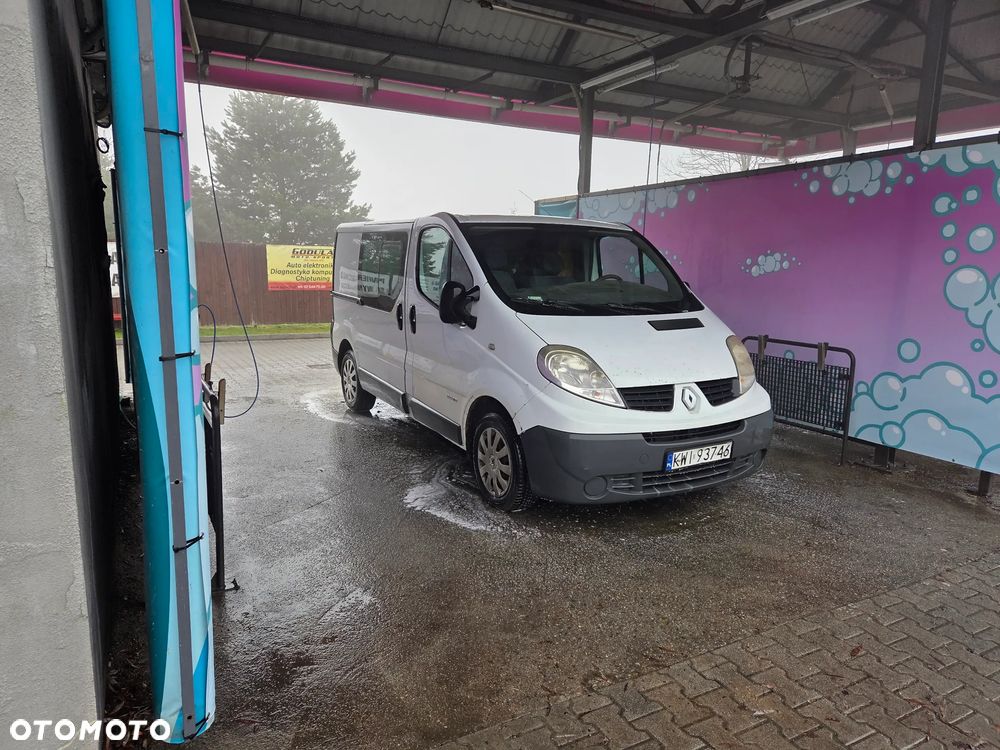 Renault Trafic - 1