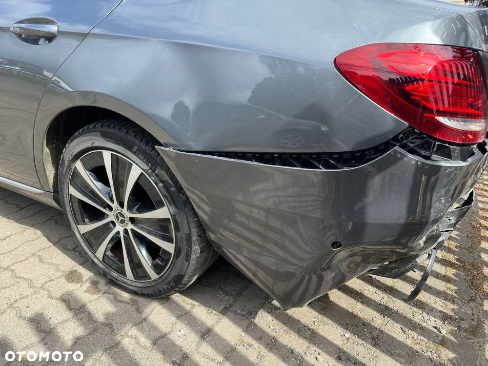 Mercedes-Benz Klasa E 300 de Business Edition - 9