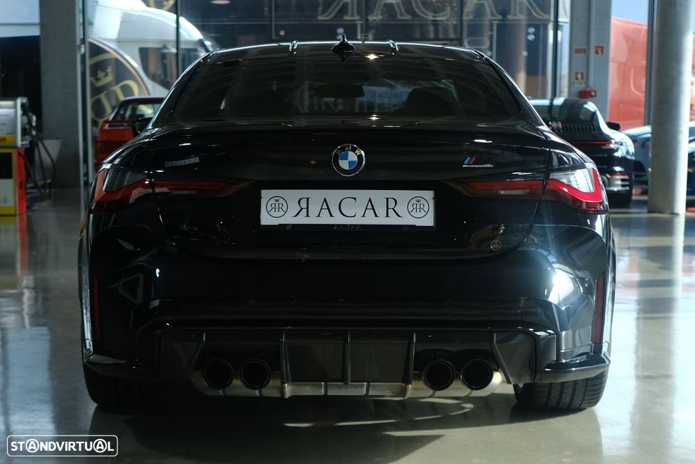 BMW M4 Competition - 4