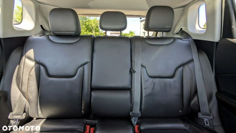 Jeep Compass - 18