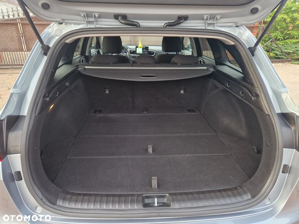 Kia Ceed 1.4 T-GDI L Business Line DCT - 13