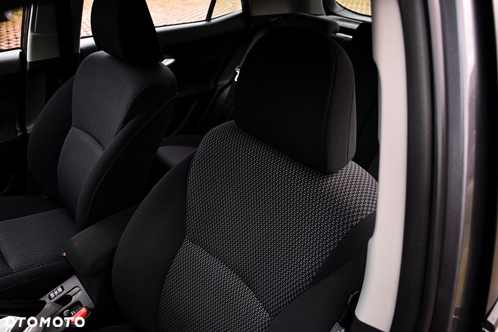 Toyota Auris 1.6 Edition - 31